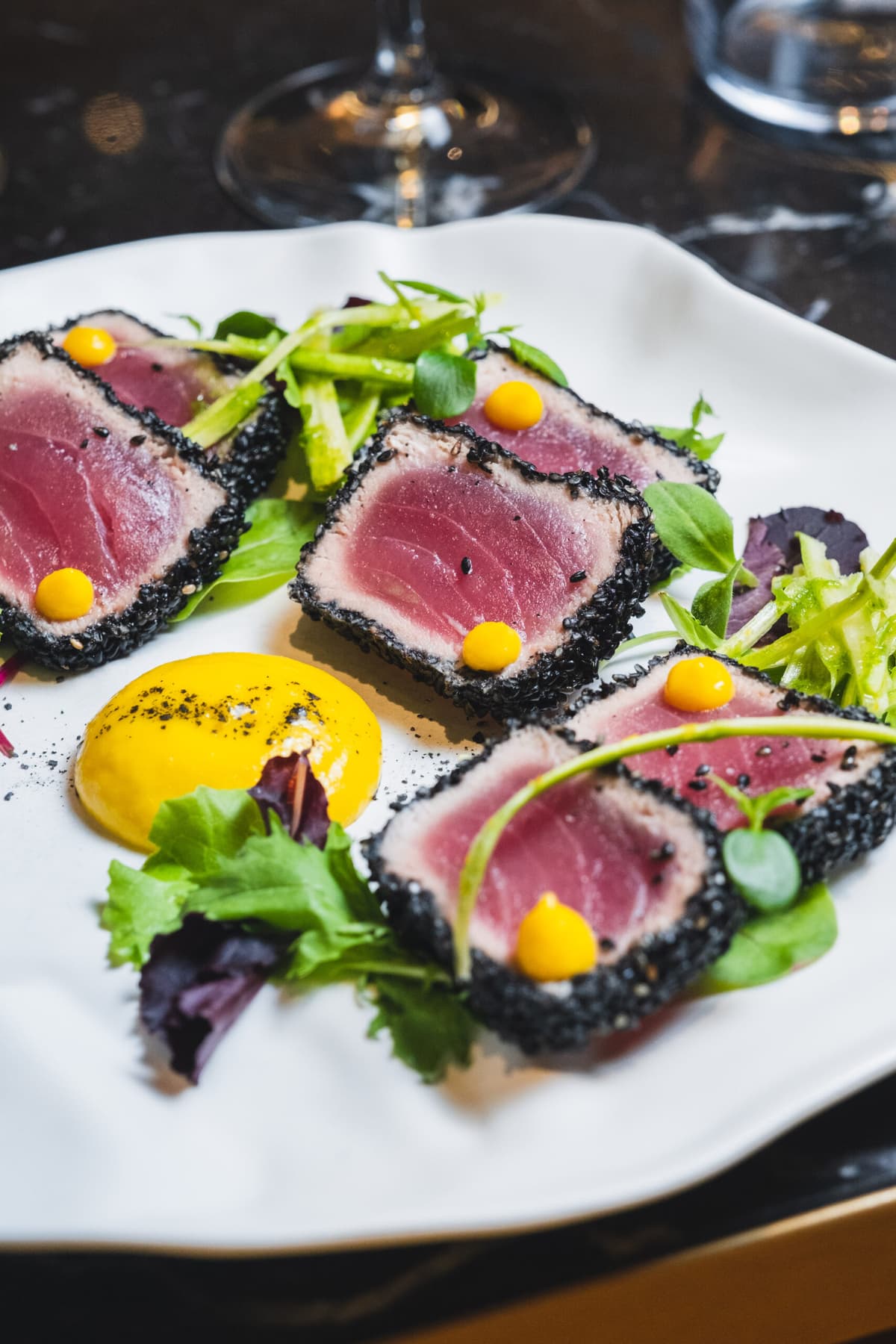 Piatto d'autore della cucina romana contemporanea
